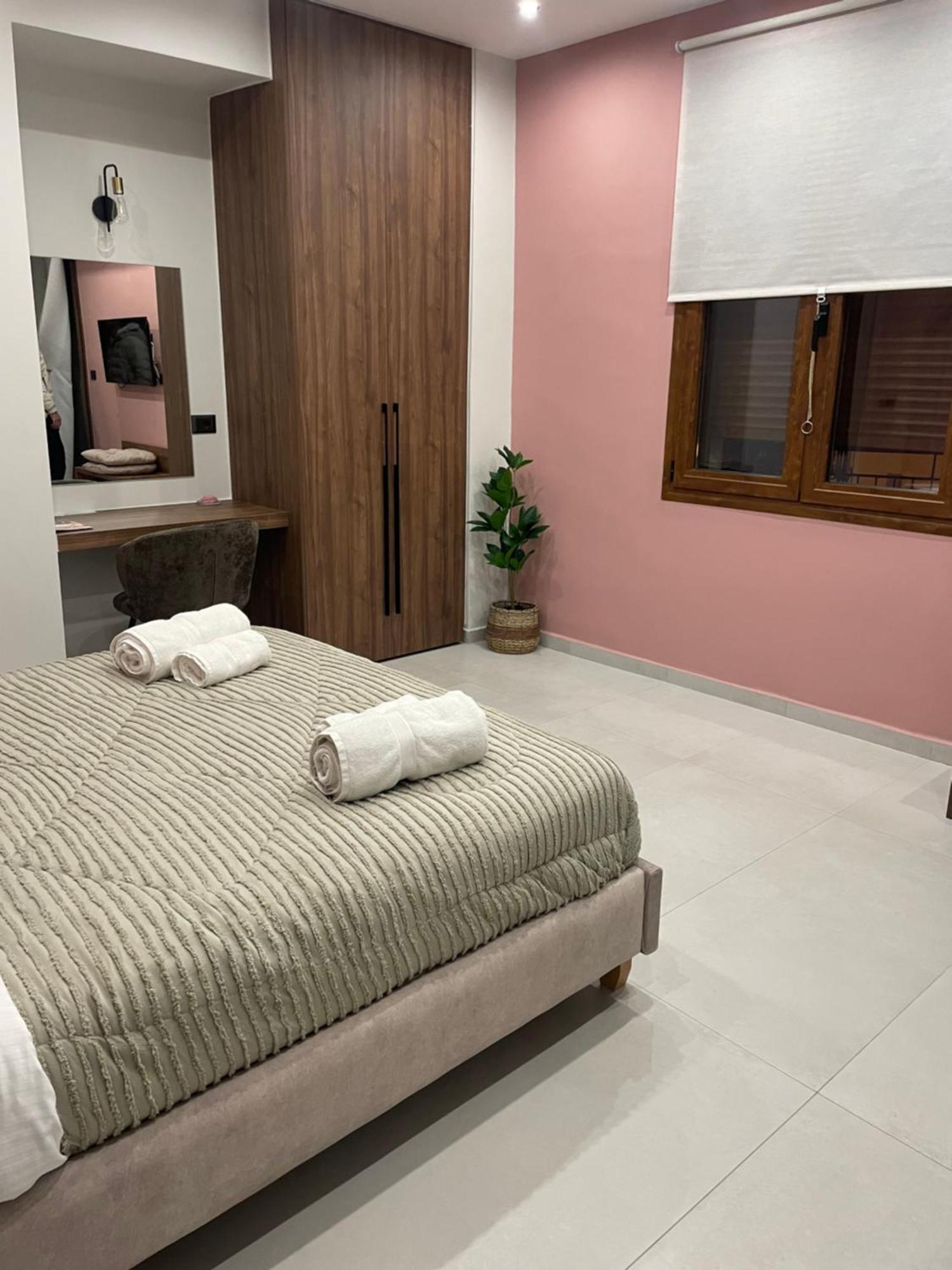 Incanto Luxury Suites 2 Nafpaktos Habitación foto